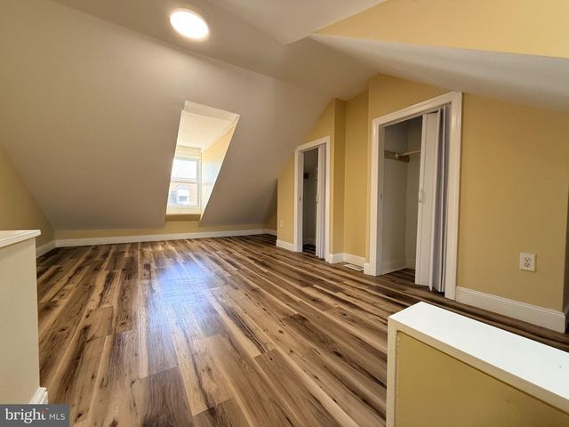 1136 MUHLENBERG ST, Reading, PA 19602