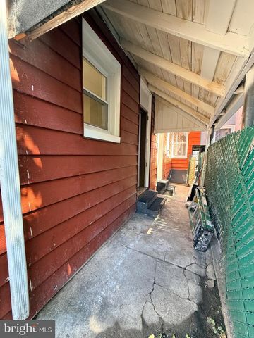 1136 MUHLENBERG ST, Reading, PA 19602
