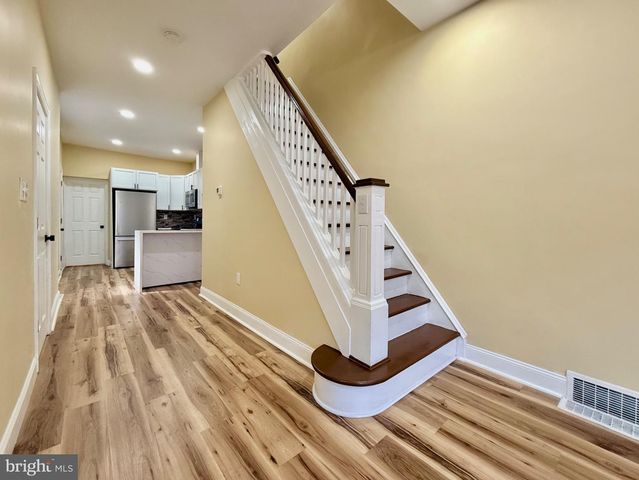 1136 MUHLENBERG ST, Reading, PA 19602