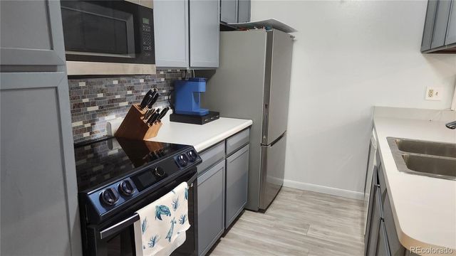 2557 S Dover Street 28, Lakewood, CO 80227