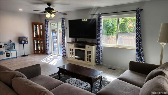 2557 S Dover Street 28, Lakewood, CO 80227