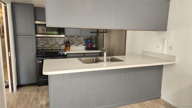 2557 S Dover Street 28, Lakewood, CO 80227