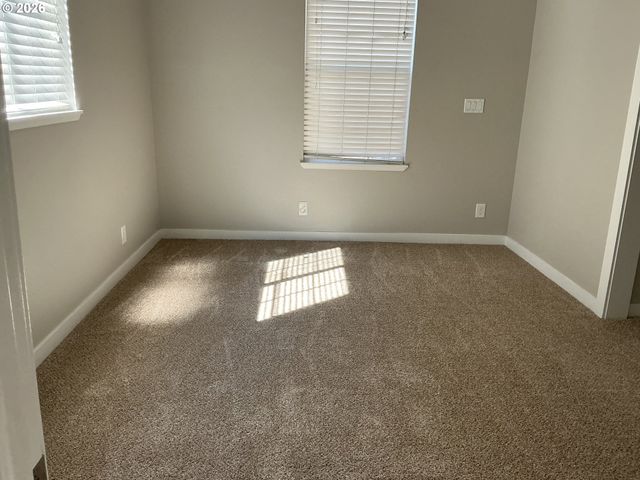 908 WATER Ave, Albany, OR 97321