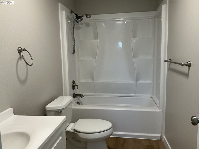 908 WATER Ave, Albany, OR 97321