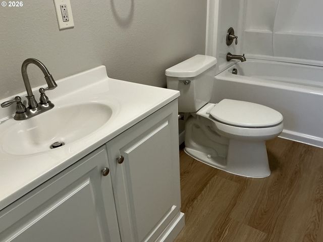908 WATER Ave, Albany, OR 97321