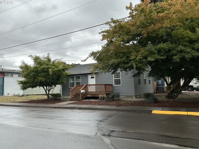 908 WATER Ave, Albany, OR 97321