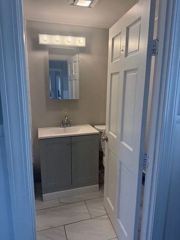 25 West Union St 1, East Bridgewater, MA 02333