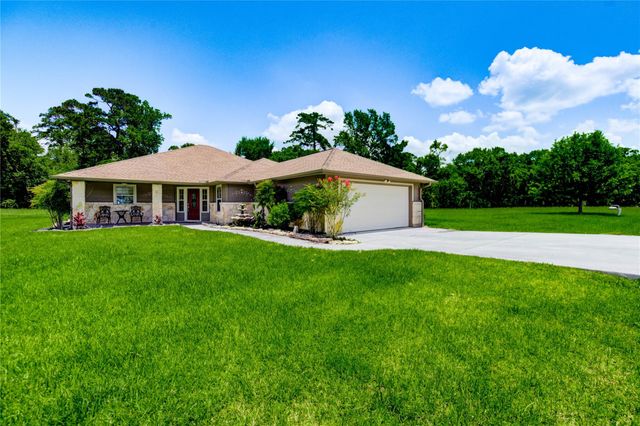 37 Wildwood Lake Drive, Huntsville, TX 77340