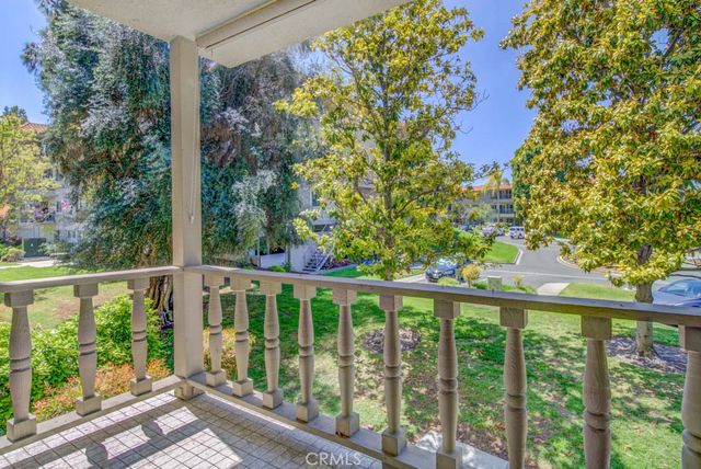 2402 Via Mariposa W unit 1C, Laguna Woods, CA 92637