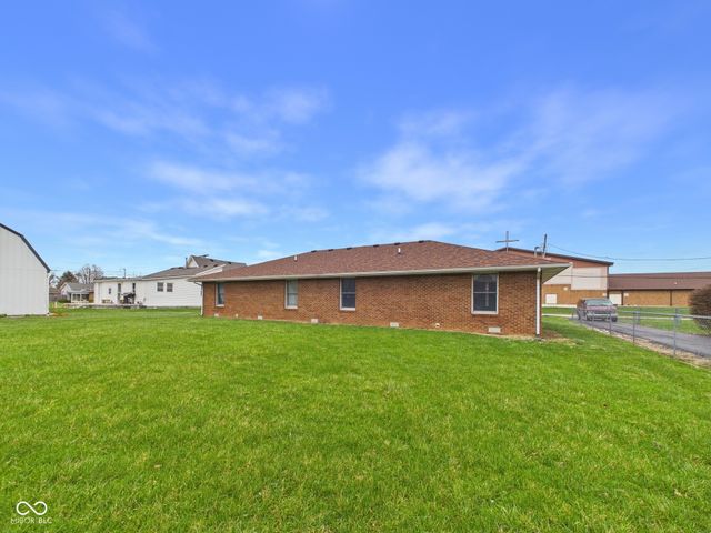 683 N 5th Street, Middletown, IN 47356