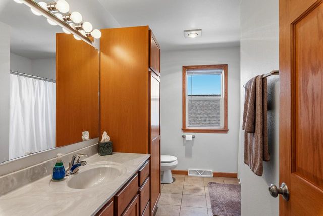 455 S COUNTRY LANE, Fond Du Lac, WI 54935