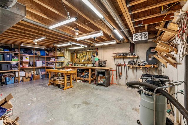 455 S COUNTRY LANE, Fond Du Lac, WI 54935