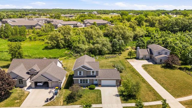 455 S COUNTRY LANE, Fond Du Lac, WI 54935