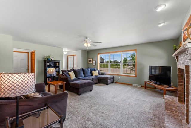 455 S COUNTRY LANE, Fond Du Lac, WI 54935