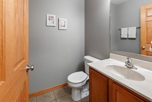455 S COUNTRY LANE, Fond Du Lac, WI 54935