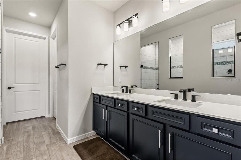 Image 29 of property listing at 17491 SAW PALMETTO AVENUE, Clermont, FL 34714