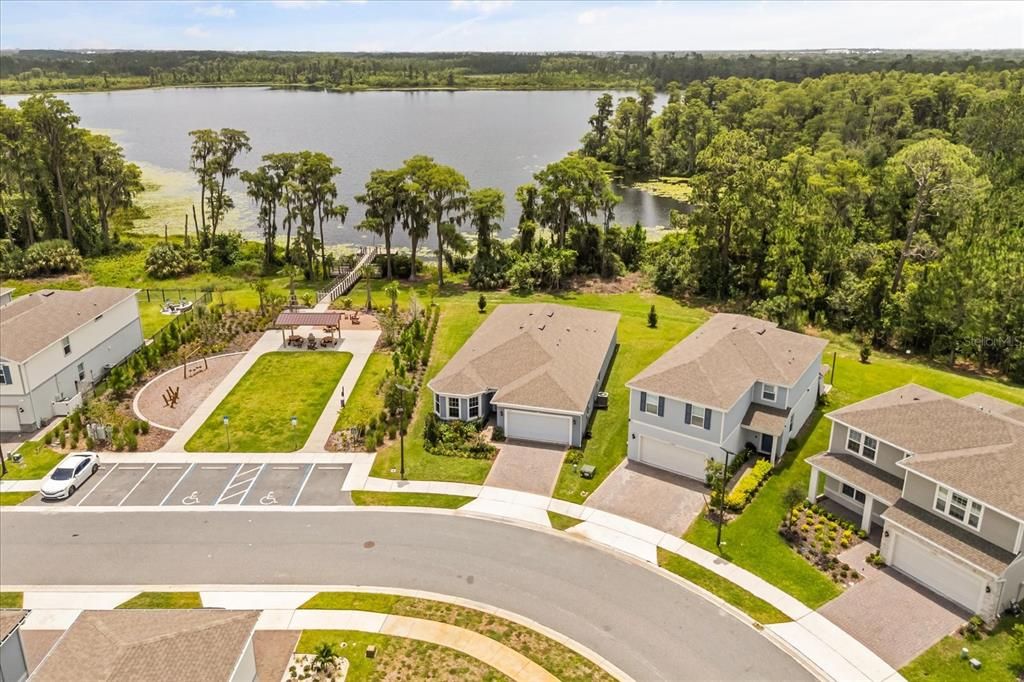Image 47 of property listing at 17491 SAW PALMETTO AVENUE, Clermont, FL 34714