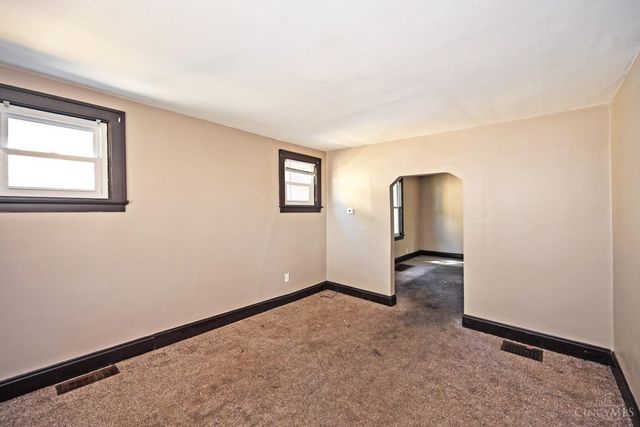 547 Flatt Terrace, Cincinnati, OH 45232