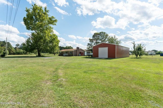 639 Russtown Road NW, Ocean Isle Beach, NC 28469