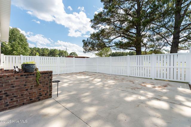 639 Russtown Road NW, Ocean Isle Beach, NC 28469