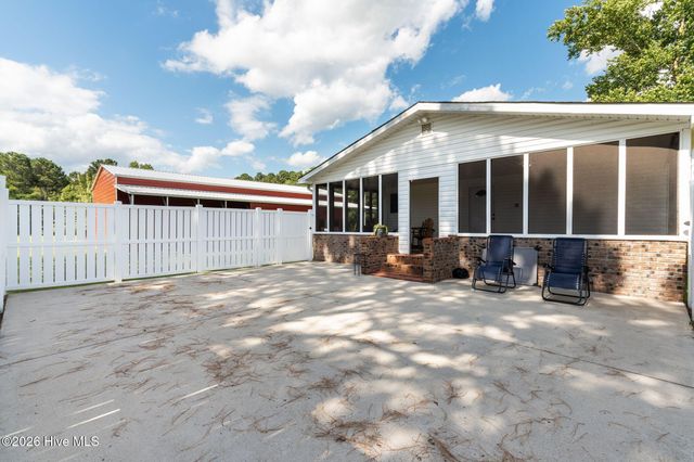 639 Russtown Road NW, Ocean Isle Beach, NC 28469