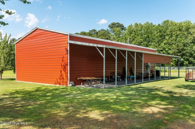 639 Russtown Road NW, Ocean Isle Beach, NC 28469