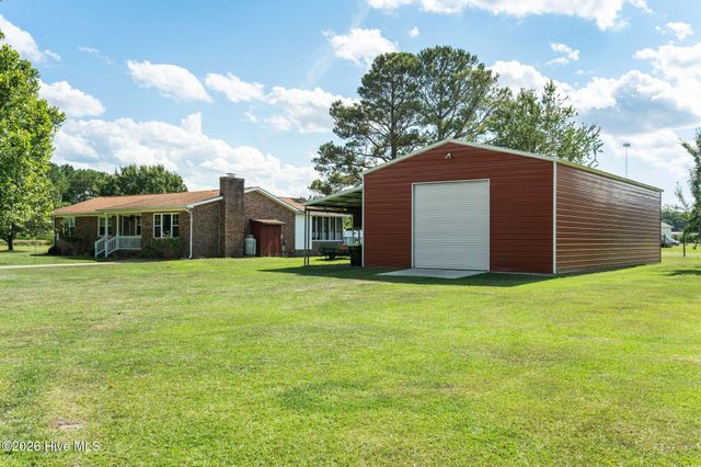 639 Russtown Road NW, Ocean Isle Beach, NC 28469