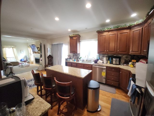 31 June Avenue, Norwalk, CT 06850