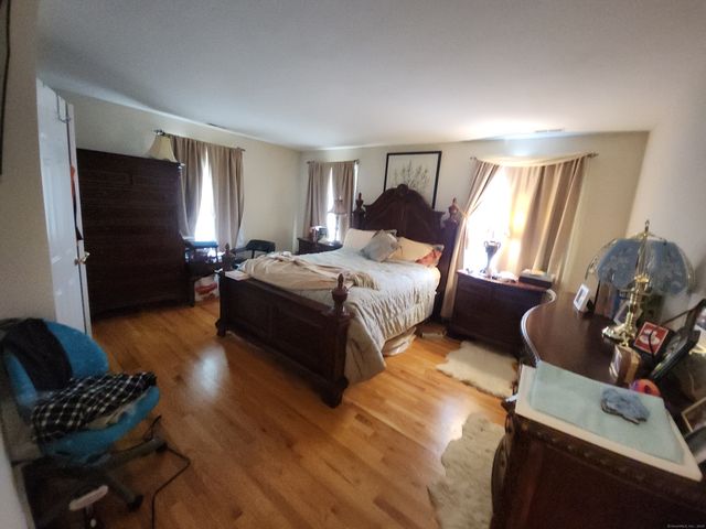31 June Avenue, Norwalk, CT 06850