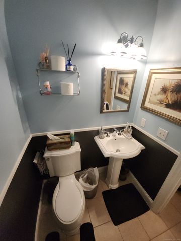 31 June Avenue, Norwalk, CT 06850