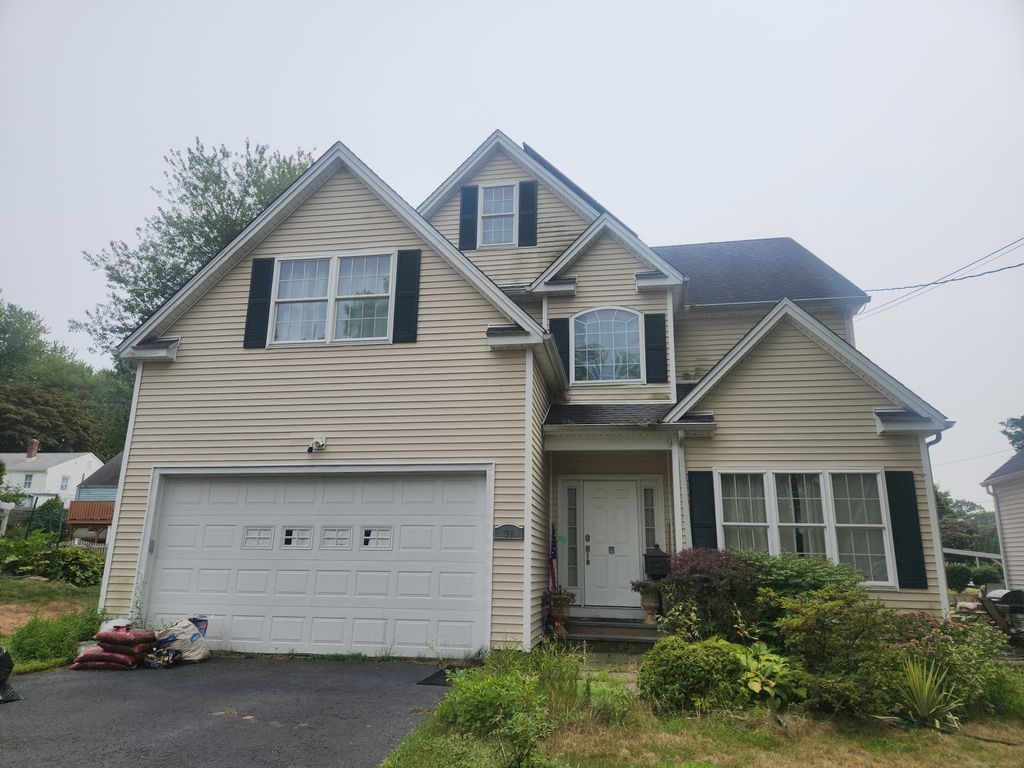 31 June Avenue, Norwalk, CT 06850