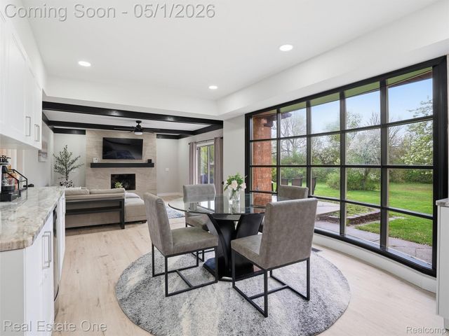 5332 Orchard Crest Drive, Troy, MI 48085