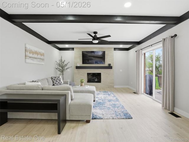 5332 Orchard Crest Drive, Troy, MI 48085