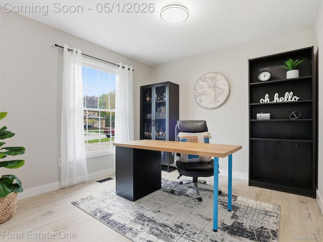 5332 Orchard Crest Drive, Troy, MI 48085