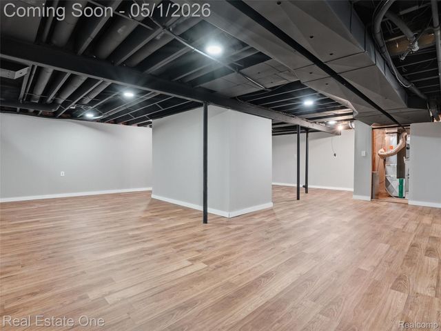 5332 Orchard Crest Drive, Troy, MI 48085