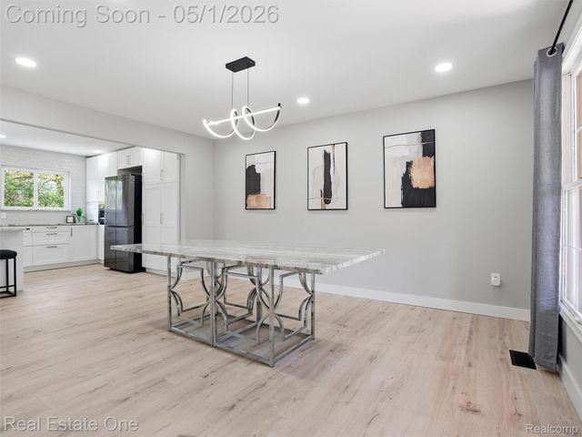 5332 Orchard Crest Drive, Troy, MI 48085