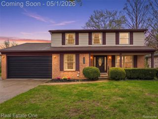5332 Orchard Crest Drive, Troy, MI 48085