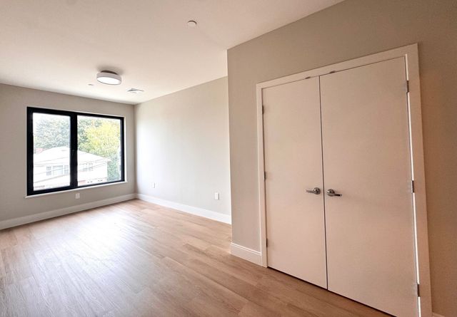 249 Corey Rd 205, Boston, MA 02135
