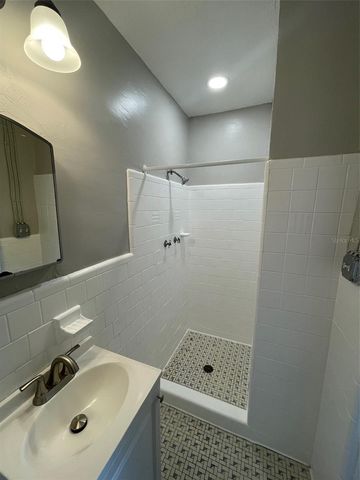 707 ROSERY ROAD NW 3, Largo, FL 33770