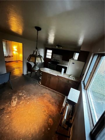 1 Short Street, Shaler, PA 15223