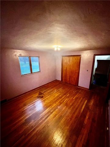 1 Short Street, Shaler, PA 15223