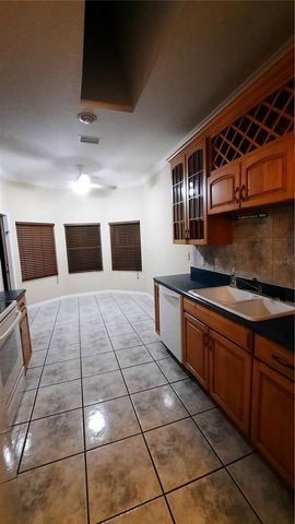 6 COVENTRY PLACE, Palm Coast, FL 32137