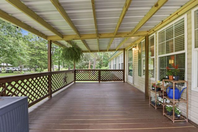 905 County Road 308, Cleveland, TX 77327