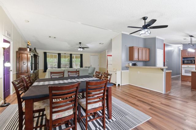 905 County Road 308, Cleveland, TX 77327