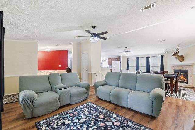 905 County Road 308, Cleveland, TX 77327