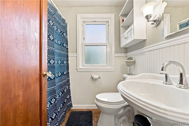 8730 Sunset Drive, Clarence, NY 14221