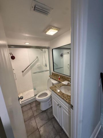 12009 Poinciana Boulevard 207, Royal Palm Beach, FL 33411