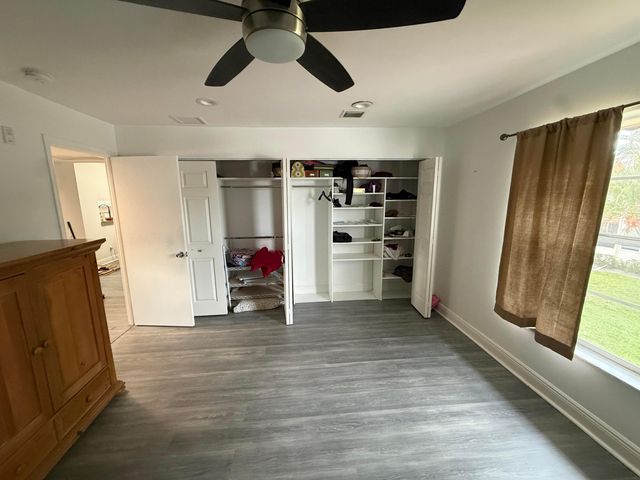 12009 Poinciana Boulevard 207, Royal Palm Beach, FL 33411