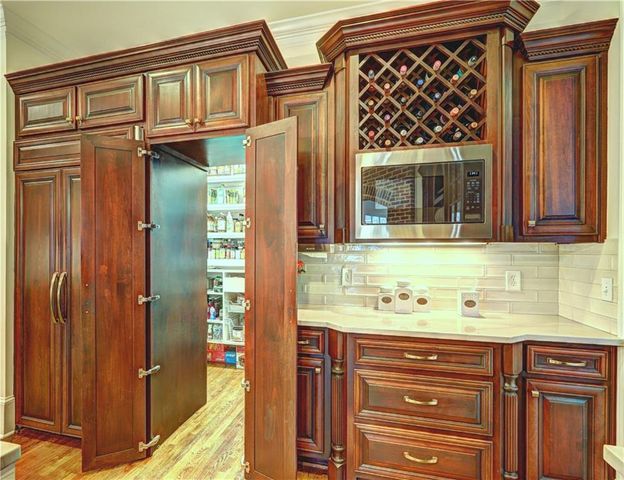 15945 Meadow King Way, Milton, GA 30004