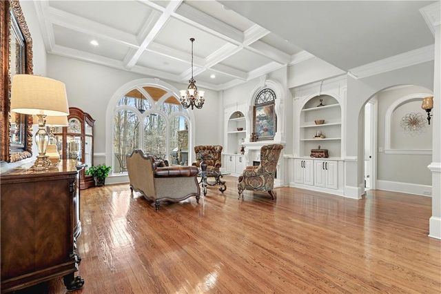 15945 Meadow King Way, Milton, GA 30004